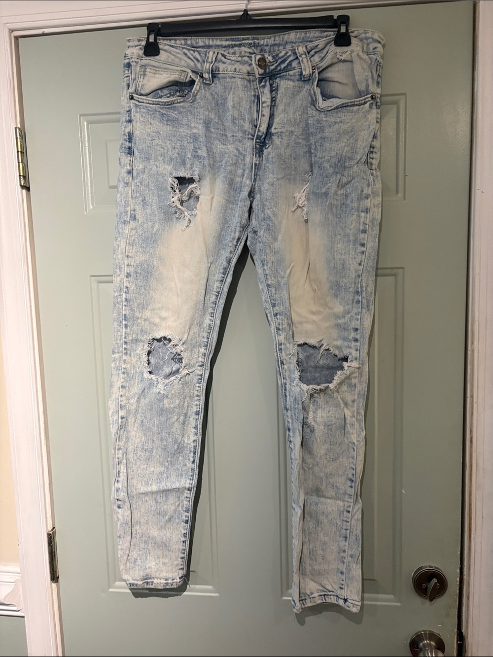 Rue21 Light Blue Acid-Wash Ripped Skinny Jeans